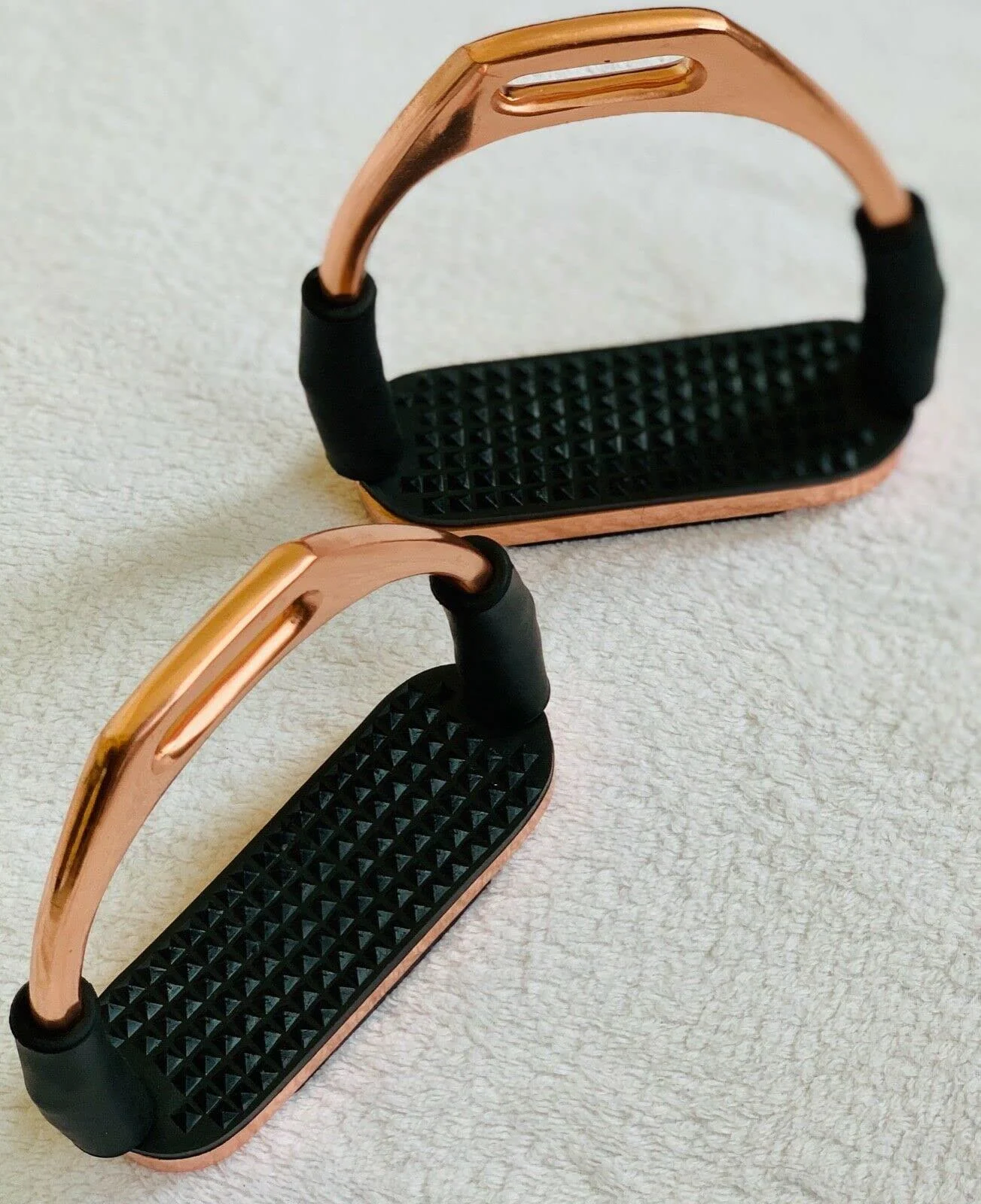 Rose Gold Flexi Stirrups Horse Riding Bendy Flexible Safety Irons S Steel 4.75" - Lenza