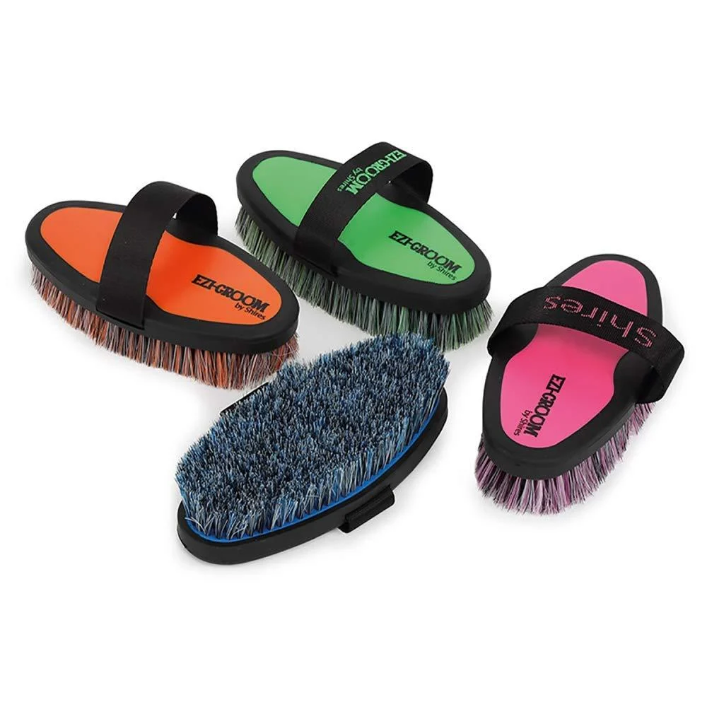 Shires 1397 Ezi-Groom Grip Body Brush: Lime Green